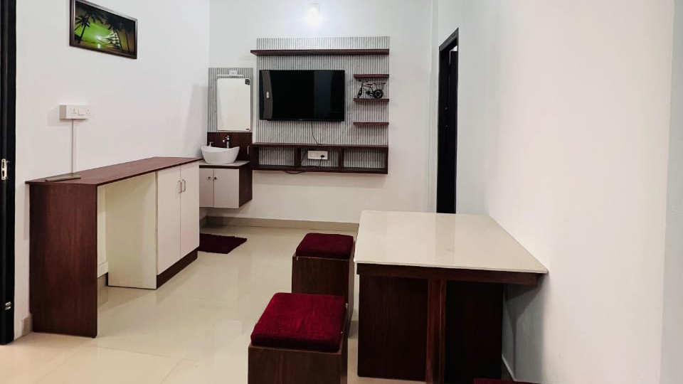 Calicut Residancy Eranjipalam room3
